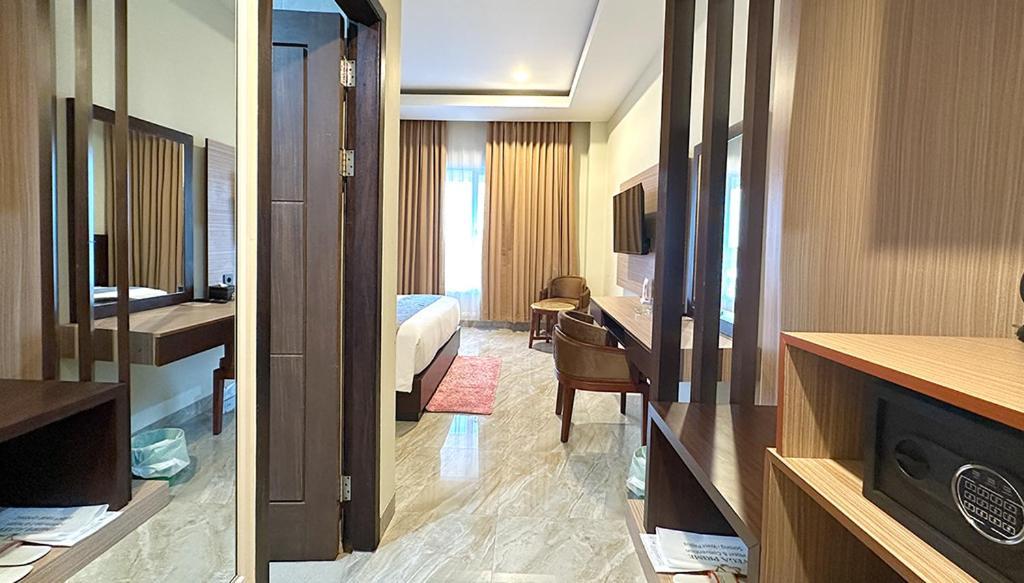Vega Prime Hotel & Convention Соронг Экстерьер фото