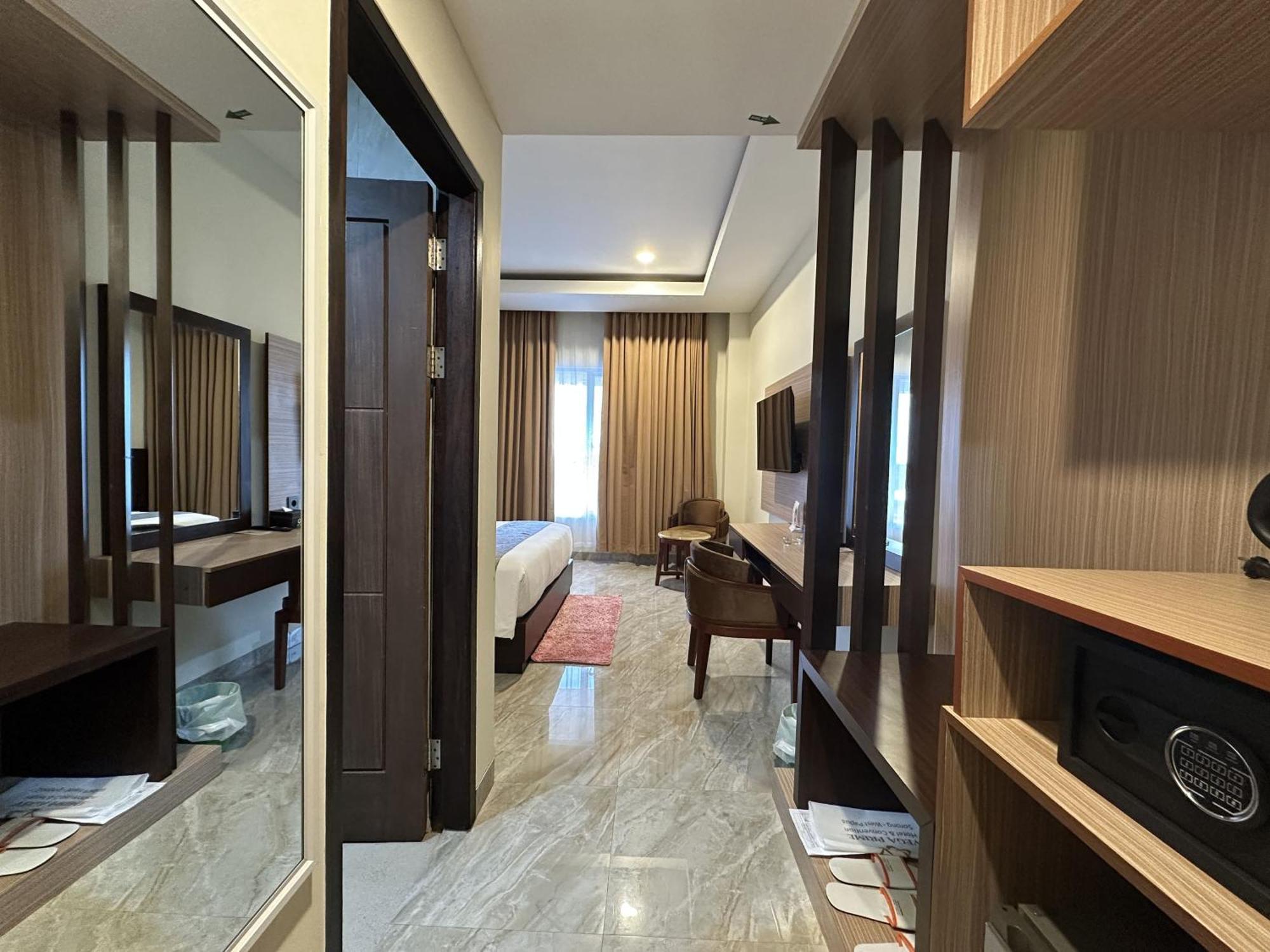 Vega Prime Hotel & Convention Соронг Экстерьер фото